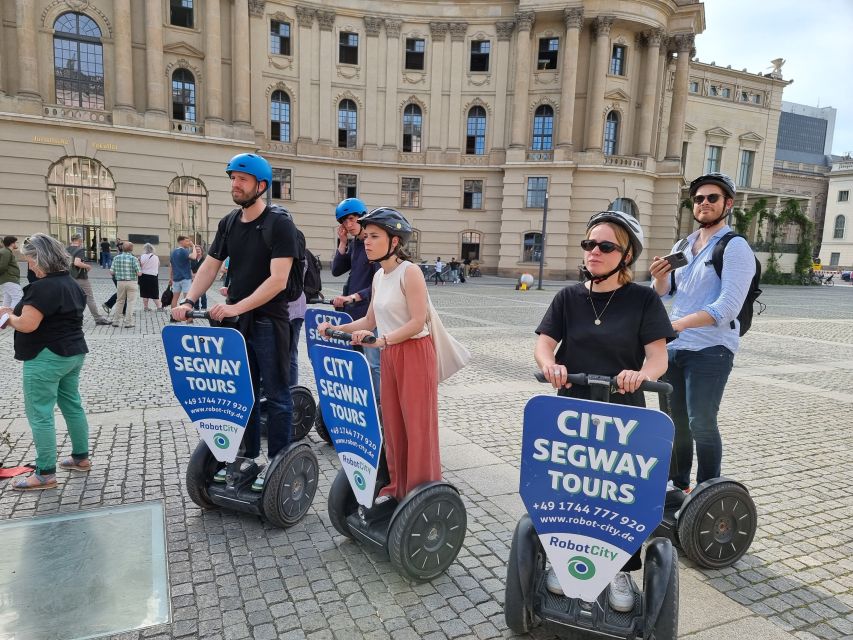 2 Hours Munich: VIP Private Segway Tour - English Garden, Biergarten at Chinesischen Turm, Friedensengel, and the Surfer Moment