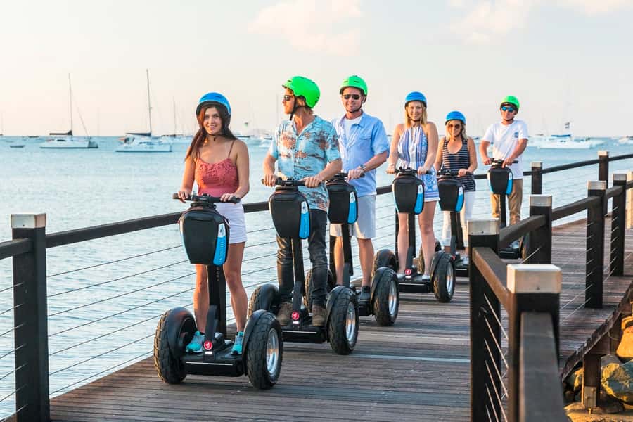 Airlie Beach: 3-Hour Sunset Segway Tour with Dinner - Dinner at Sorrento Restaurant & Bar: Pizza or Pasta by the Water