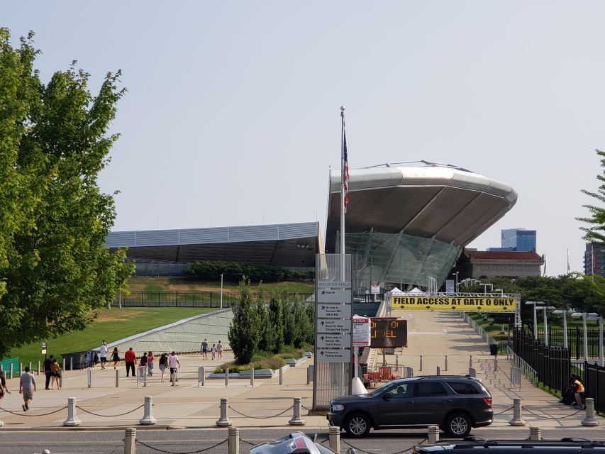 Amazing Lakefront Segway Tour of Chicago - Grant Park and Buckingham Fountain: the pause that makes photos easier
