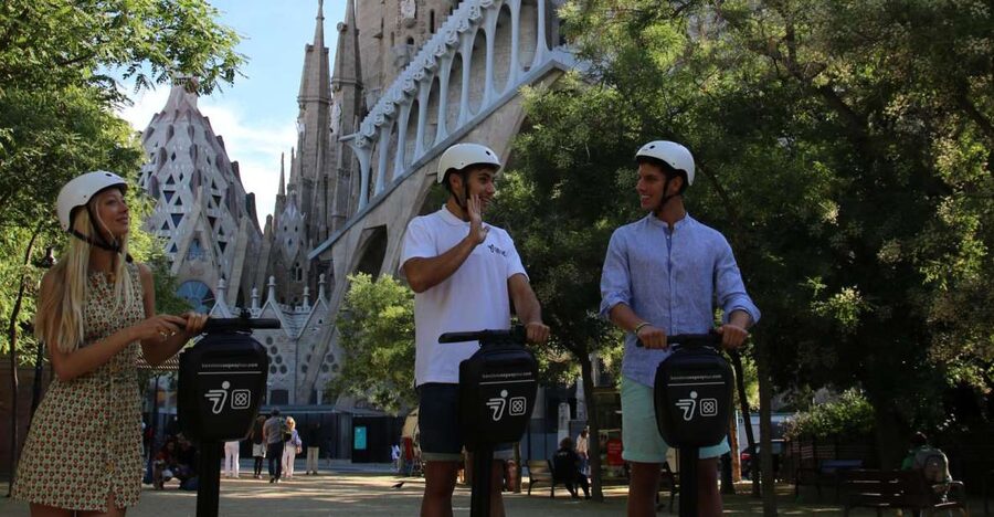 Barcelona: 2.5-Hour Gaudí Segway Tour - Gràcia and Plaza de la Vila de Gràcia: where the city gets local-feeling