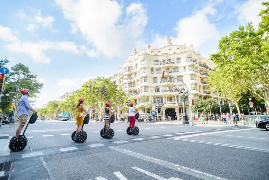 Barcelona: 2,5h Gaudí Segway Tour - What I think you’ll enjoy most (based on how people describe it)
