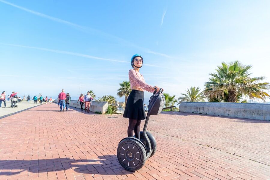 Barcelona: City and Seafront Guided Segway Tour - The tour’s pace: why the 1.5 hours feels like more