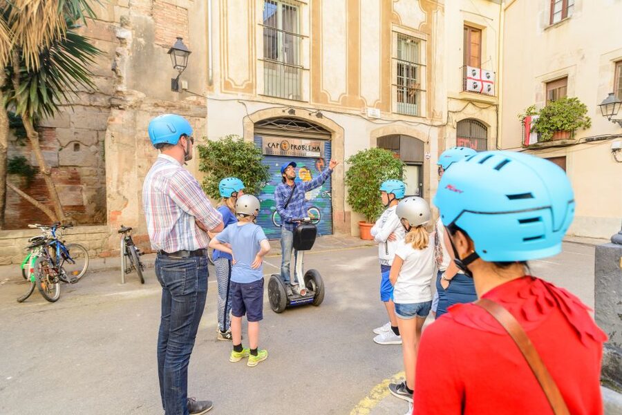 Barcelona: City and Seafront Guided Segway Tour - Muralla Romana to Gothic Quarter Lanes: Old Barcelona at bike-lane speed