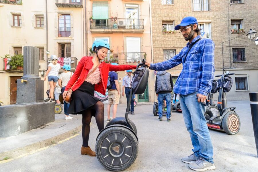 Barcelona: City and Seafront Guided Segway Tour - Training on a Segway: How the tour keeps first-timers comfortable