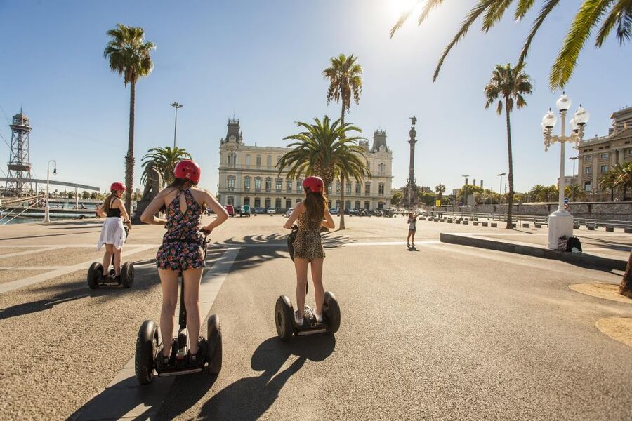 Barcelona: Guided Segway Tour - La Barceloneta to Olympic Port: Coast Views and the Mercè Overhead