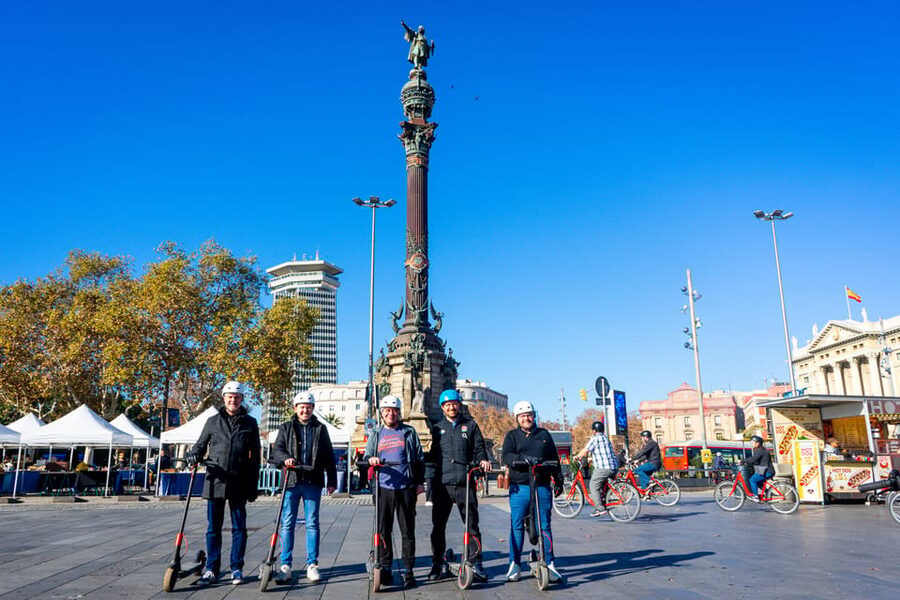 ❤️Barcelona Segway Tour ❤️ with a Local Guide - Gothic Quarter: Where the City Gets Personal