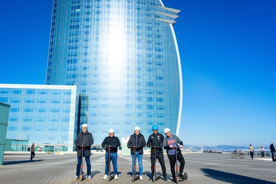 ❤️Barcelona Segway Tour ❤️ with a Local Guide - Port Fòrum, Science Museum Area, and Arc de Triomf: Big-City Variety