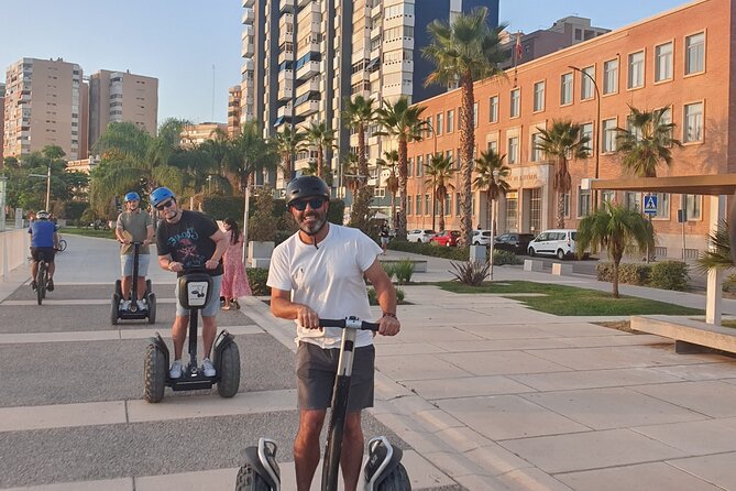 Gibralfaro Castle, Port & Bullring Segway Tour in Málaga - Getting Oriented in Alameda Park and the Historic Port