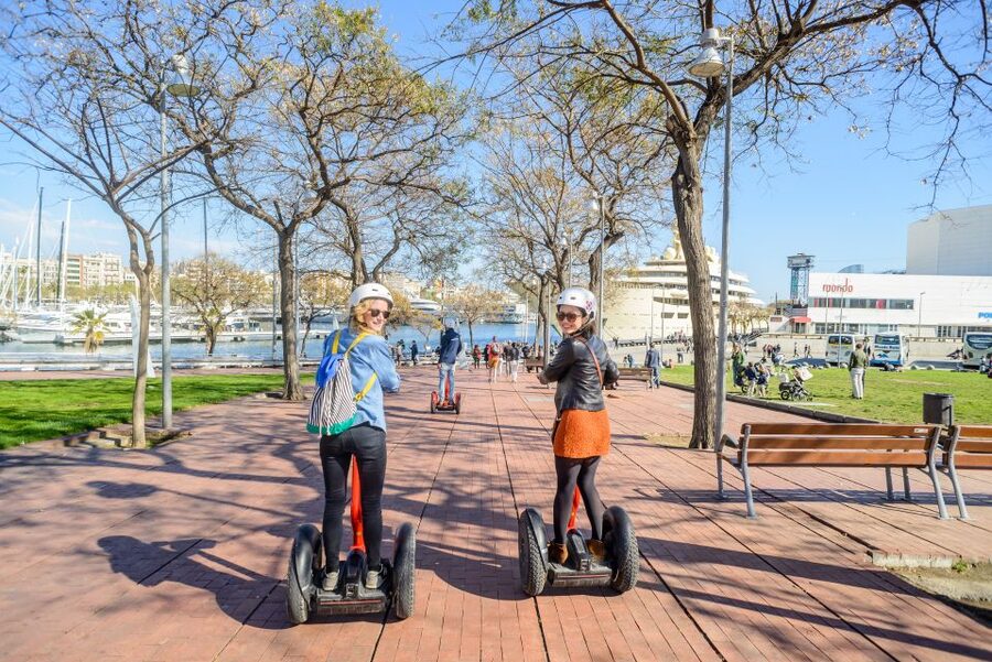 Intro Segway Tour Barcelona 1h - What the included gear and insurance means for you