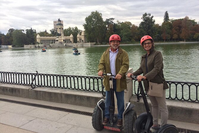 Magical and Iconic Retiro Park Segway Tour in Madrid - Retiro Park by Segway: why this 1-hour loop works