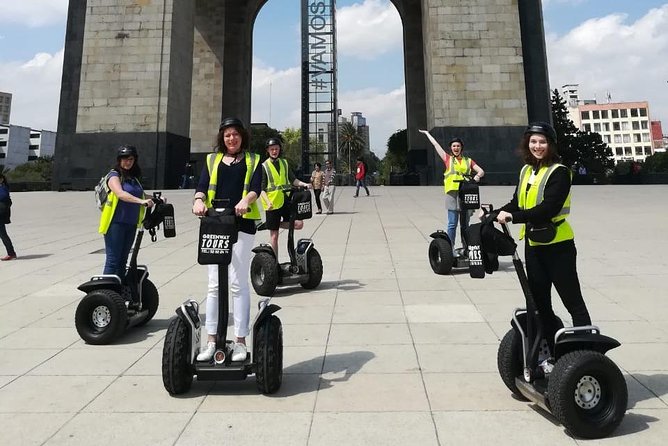 Mexico City Segway Tour: Reforma Avenue - Stop 1 and 2: Gandhi Circuit and the museum zone