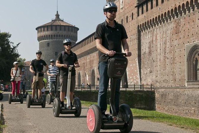 Milan: Segway Tour with Local Tourist Guide Live - 3 hours & half - Brera District and the story of artists and palaces