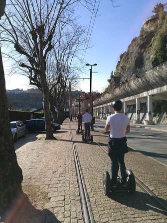 Porto: 2-Hour City Highlights Segway Tour - Guided Experience - Livraria Lello, the riverfront, and your last Segway photos
