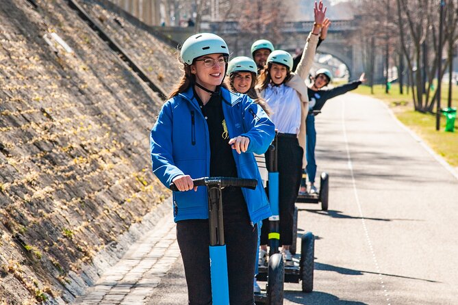 Segway - Ride along the rivers 1h30 - Key highlights you’ll feel right away