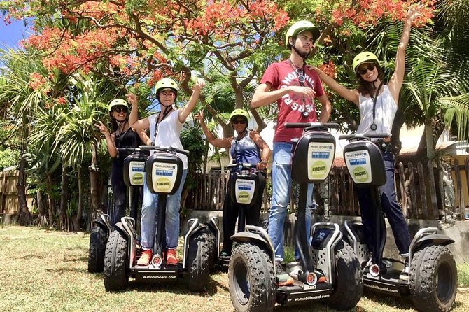 Segway Ride Étang-Salé de la forêt à la mer - Getting Off the Main Track in the Forest