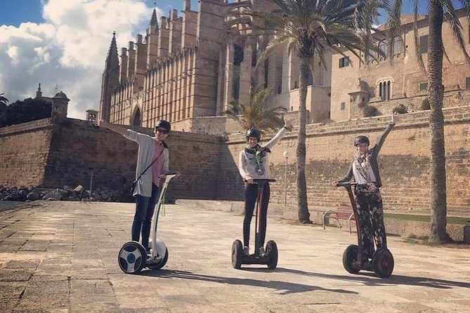 Segway Tour 1 Hour in Palma - Safety first: how the Segway training and helmet setup works