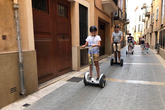 Segway Tour 1 Hour in Palma - Church architecture stops: what you’ll actually notice in Palma’s old center