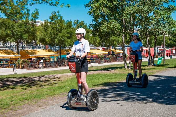 Segway Tour by ComhiC - The Highlights - 1h30 - Place Bellecour: Lyon’s central square, explained on wheels