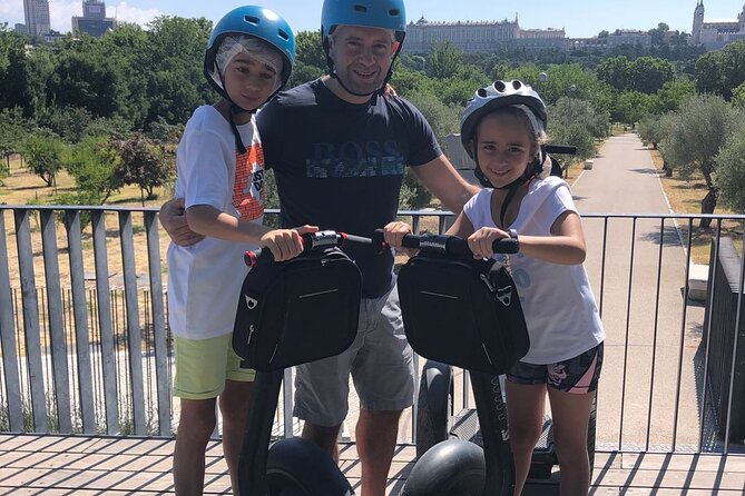 Segway tour in the green area: Madrid Río - Arganzuela Park and the summer urban-beach mood