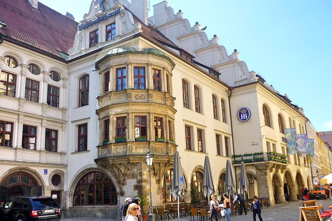 Segway tour Munich Beer Stories (3h) - From Chinesischer Turm to Maximilianeum: Beer Gardens Take Center Stage