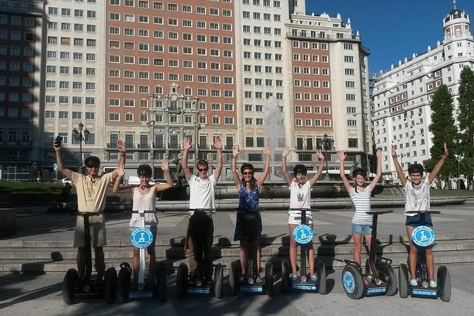 Sightseeing Segway Tour 1h30 in Madrid - Meeting at Calle de Santiago: Fast Start, Easy Setup