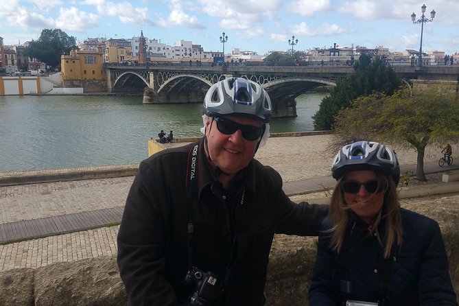 Small-Group Tour: Seville City Center and Plaza España via Segway - Small-Group Size (14 Max) and Why It Changes Everything