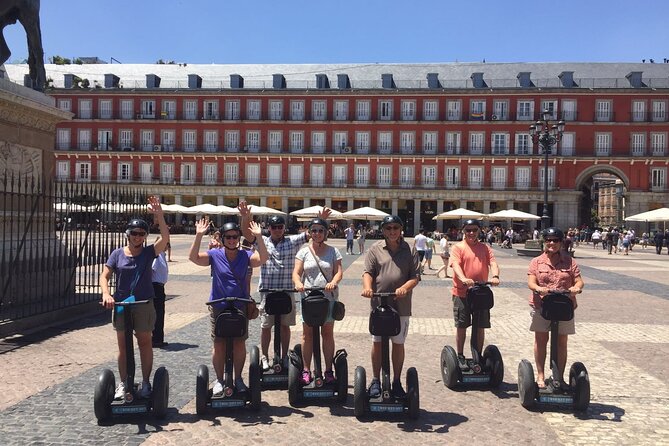 Tour in segway around the city in 1 hour - Plaza de la Villa and Plaza de Ramales: Small Squares, Big Orientation