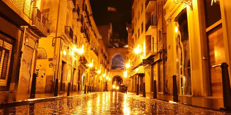 Valencia: 1 Hour Segway Tour at Night - Plaza de la Virgen Legends: The Story Gets Warmer at Night