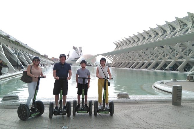 Valencia Arts and Sciences Segway Tour - L’Oceanogràfic and Palau de les Arts Reina Sofía: the big finale zone