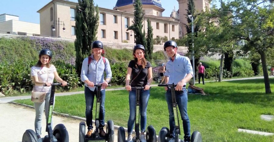 Valencia: Gardens and recreation Segway Tour - Meeting at Naquera 6, right behind the Serranos Towers