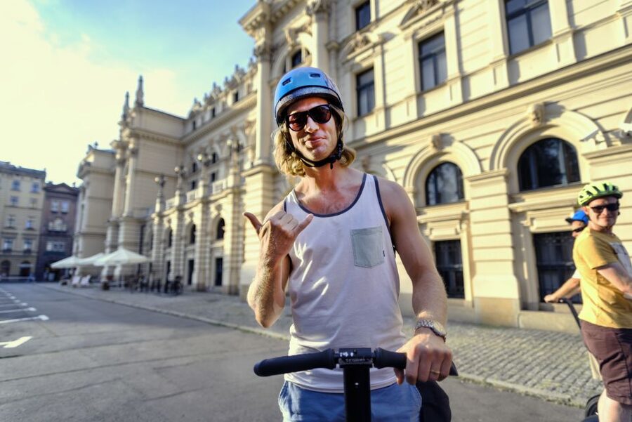 Warsaw: 2-Hour Guided Segway Tour - Getting Started at Chmielna 2: Training, Helmet, and Smart Footwear