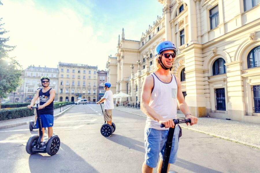 Warsaw Old Town 1.5-Hour or Full 3-Hour Segway Tour - Old Town streets and the big-picture views of Vistula and Warsaw Castle