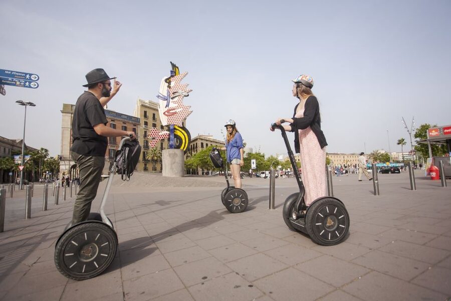 ❤️Welcome to Barcelona❤️ Segway Tour - Starting point: where the tour begins in the Gothic Quarter